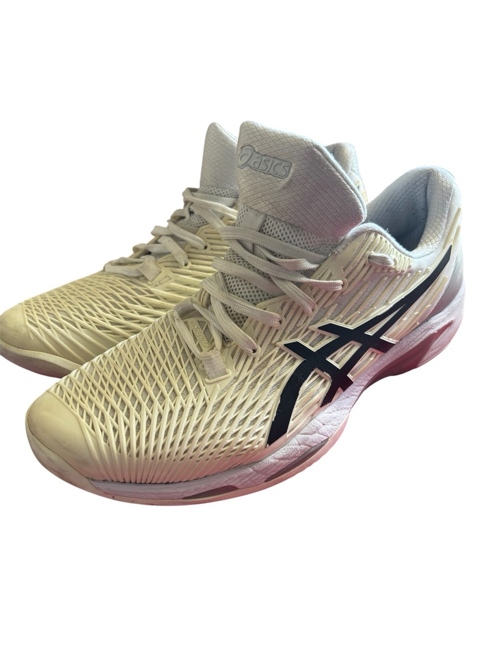 ASICS Men's White Athletic Sneakers with Black Logo and Pink Sole Accents S,10.5